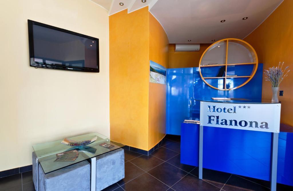 פלומין Hotel Flanona מראה חיצוני תמונה
