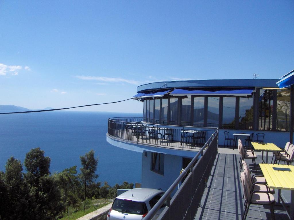 פלומין Hotel Flanona מראה חיצוני תמונה